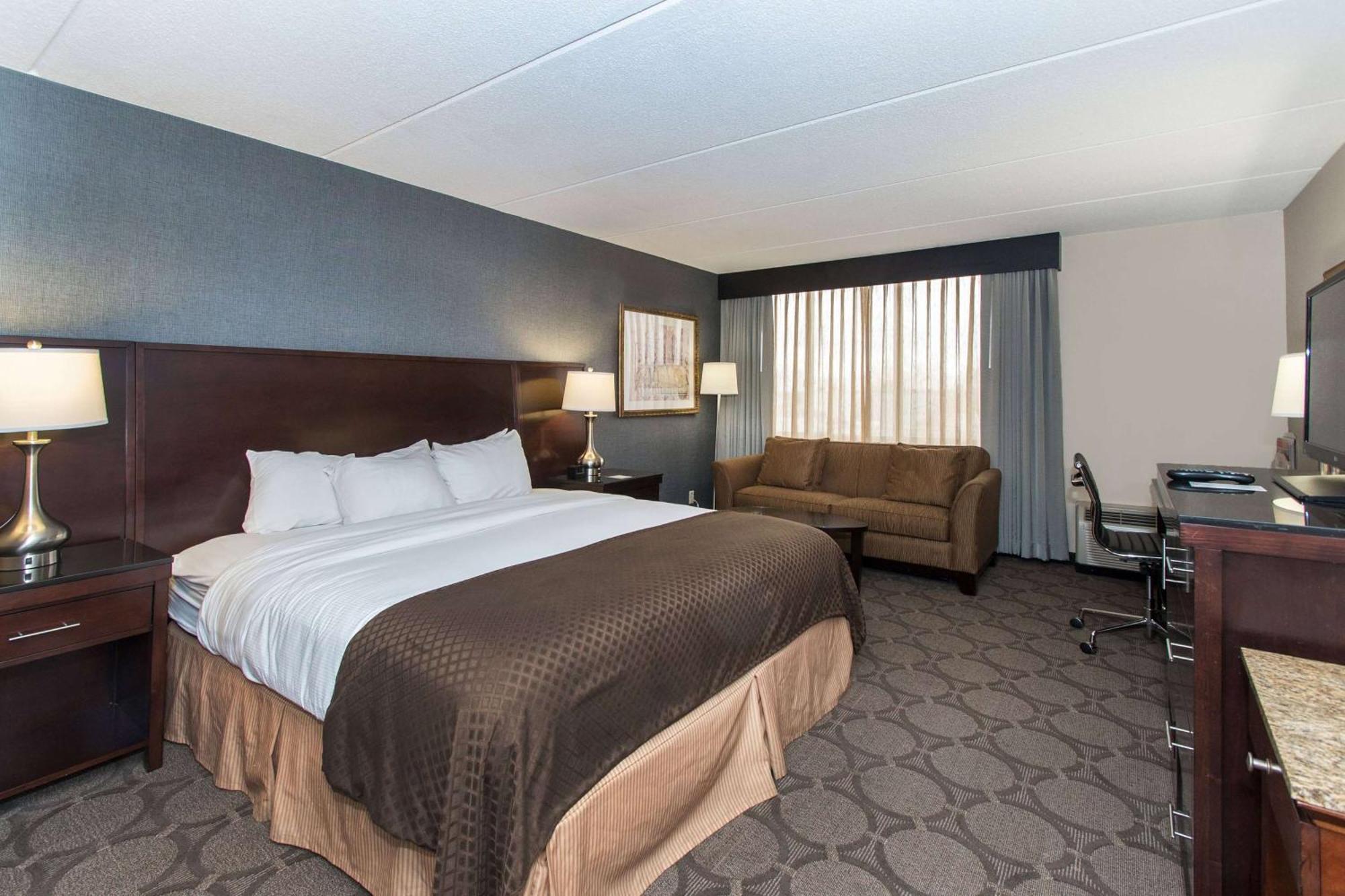 Wyndham Columbus Hotel Worthington